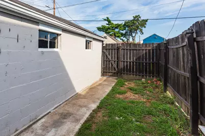 511 W 10th Street, Newport, KY 41071 - Photo 16