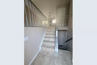 3652 Pondside Court, Elsmere, KY 41018 - Photo 4