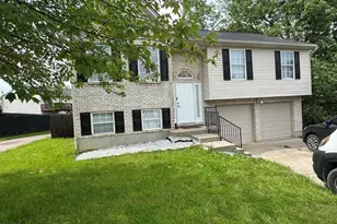3652 Pondside Ct, Elsmere, KY 41018 - Photo 2