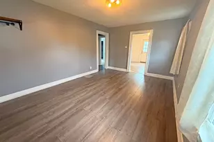 715 N Main St, Williamstown, KY 41097 - Photo 12