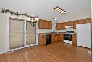 13 Ridge View Cir, Dry Ridge, KY 41035 - Photo 6