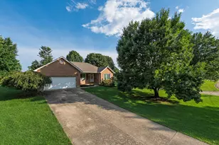 13 Ridge View Cir, Dry Ridge, KY 41035 - Photo 2