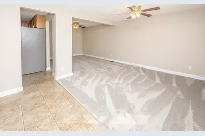 3036 Featherstone Drive, Burlington, KY 41005 - Photo 2