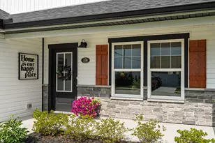 100 Churchill Dr, Williamstown, KY 41097 - Photo 2
