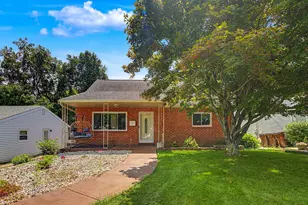 5 Beverly Pl, Florence, KY 41042 - Photo 2