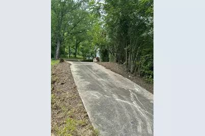 8470 Locust Pike, Latonia, KY 41015 - Photo 2