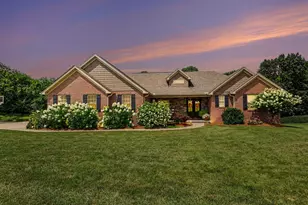 1175 Cheval Dr, Walton, KY 41094 - Photo 30