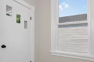 131 E 42nd St, Latonia, KY 41015 - Photo 10