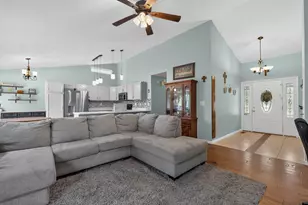 2863 Presidential Dr, Hebron, KY 41048 - Photo 4