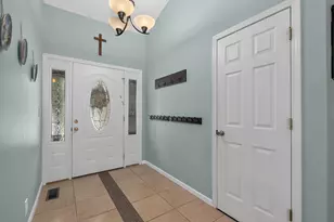 2863 Presidential Dr, Hebron, KY 41048 - Photo 2