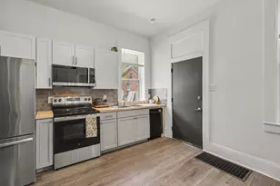 218 Pleasant St, Covington, KY 41011 - Photo 8
