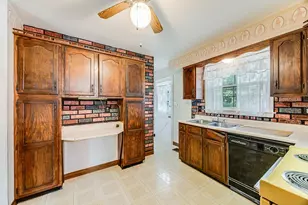 6 Dell Ct, Florence, KY 41042 - Photo 8