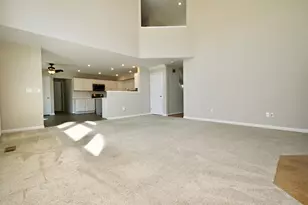 2081 Blankenbecker Dr, Florence, KY 41042 - Photo 24