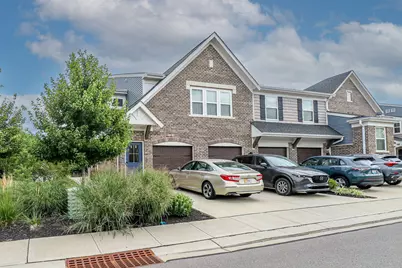 690 Daphne Way, Crescent Springs, KY 41017 - Photo 2