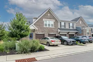 690 Daphne Wy, Crescent Springs, KY 41017 - Photo 2