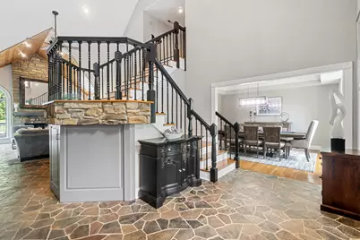 808 Squire Lake Drive, Villa Hills, KY 41017 - Photo 8