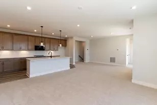 556 Tristan Ln, Florence, KY 41042 - Photo 6