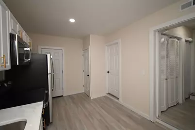129 W 9th Street, Covington, KY 41011 - Photo 12
