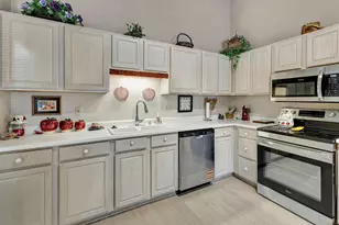 2452 Hickory Glen Ln, Burlington, KY 41005 - Photo 12