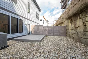 110 W 13th St, Newport, KY 41071 - Photo 32