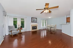 1604 Ashley Ct, Florence, KY 41042 - Photo 2