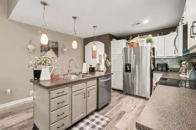 2396 Paragon Mill Drive #303, Burlington, KY 41005 - Photo 8