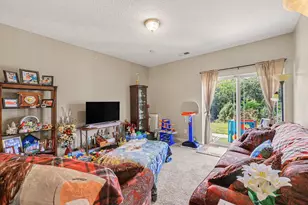 567 Riverpointe Dr, Dayton, KY 41074 - Photo 10