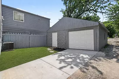 2113 Howell Street, Covington, KY 41014 - Photo 2