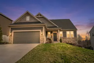9964 Meadow Glen Dr, Independence, KY 41051 - Photo 2