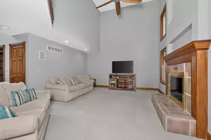136 Carriage Park Dr, Alexandria, KY 41001 - Photo 6