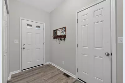 947 Willow Creek Drive, Alexandria, KY 41001 - Photo 2