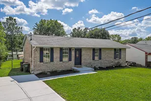 185 Ashwood Dr, Walton, KY 41094 - Photo 1