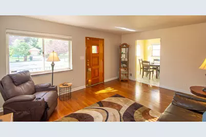 16 E 43rd Street, Latonia, KY 41015 - Photo 6