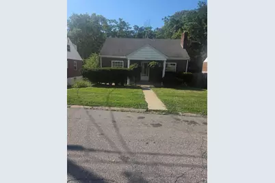 335 Riddle Place N, Newport, KY 41071 - Photo 1