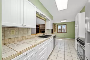 1129 Cayton Rd, Florence, KY 41042 - Photo 2
