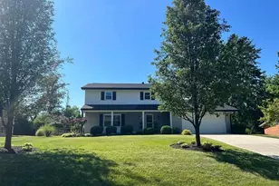 114 Vernon Dr, Crestview Hills, KY 41017 - Photo 2