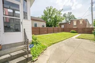 1913 Garrard St, Covington, KY 41014 - Photo 4