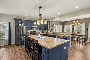 948 Willow Creek Dr, Alexandria, KY 41001 - Photo 2