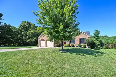 813 Valley Trails Drive, Villa Hills, KY 41017 - Photo 2