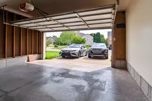 6243 Castleoak Dr, Florence, KY 41042 - Photo 38