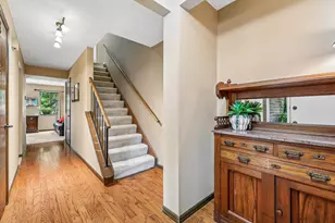 2902 Prospect Point Dr, Villa Hills, KY 41017 - Photo 2
