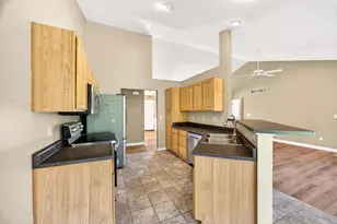 7001 Lucia Dr, Burlington, KY 41005 - Photo 10