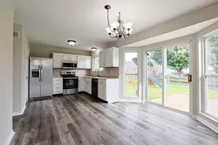 2686 Edenbridge Ct, Burlington, KY 41005 - Photo 10