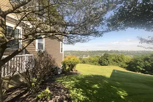 358 Riverpointe Dr, Dayton, KY 41074 - Photo 4