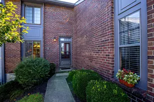 222 Shaker Heights Ln, Crestview Hills, KY 41017 - Photo 1