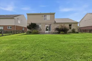 9845 Burleigh Ln, Union, KY 41091 - Photo 2