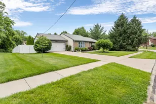 303 Center Park Dr, Florence, KY 41042 - Photo 1