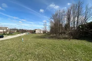 3911 Deertrail Dr, Erlanger, KY 41018 - Photo 6