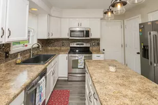 7602 Cloudstone Dr, Florence, KY 41042 - Photo 18