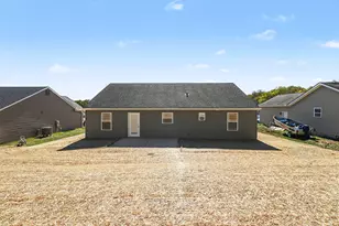 123 Summerfield Dr, Dry Ridge, KY 41035 - Photo 2